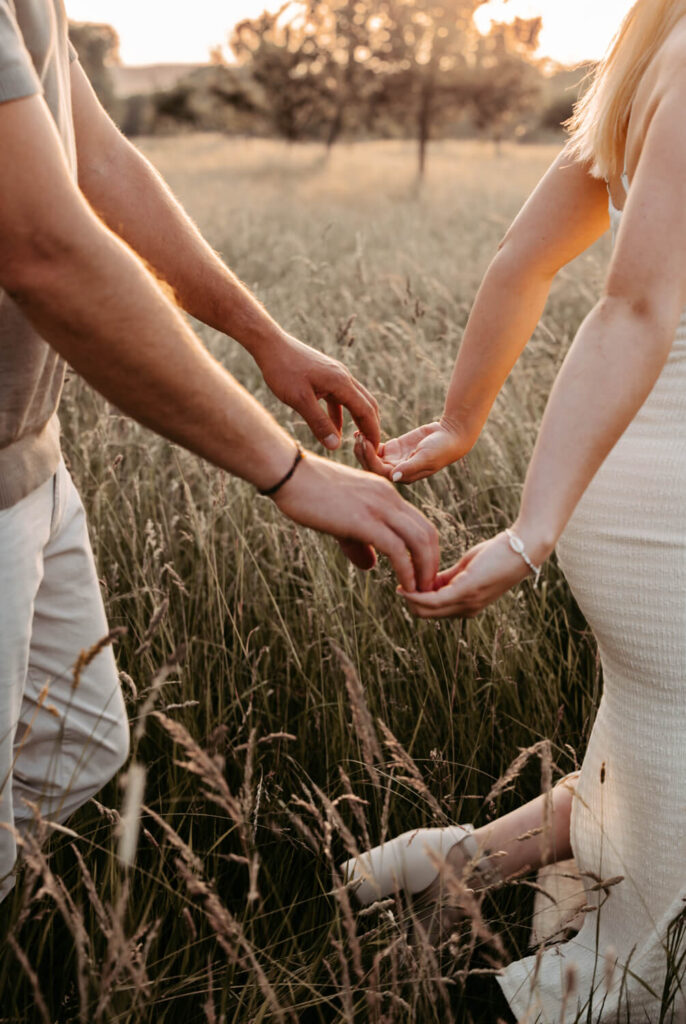 Pärchen beim Fotoshooting in Alsfeld bei Nancy liebevollfotografiert