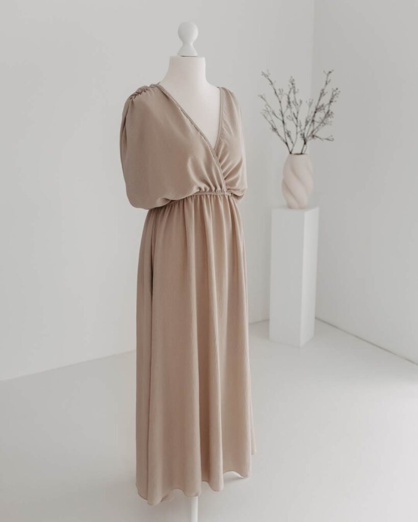 Kundenkleid für Babybauch- und Familienfotografie